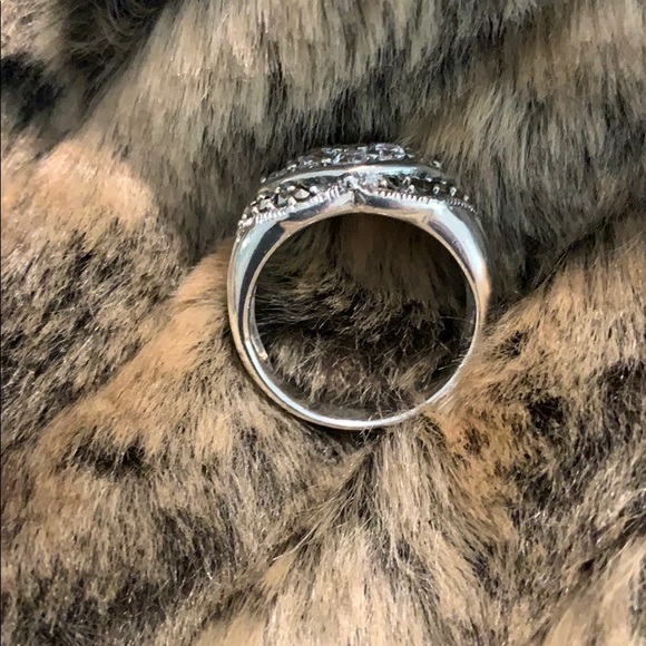 🌻HOST PICK🌻Marcasite vintage-style ring #70 - Picture 4 of 10